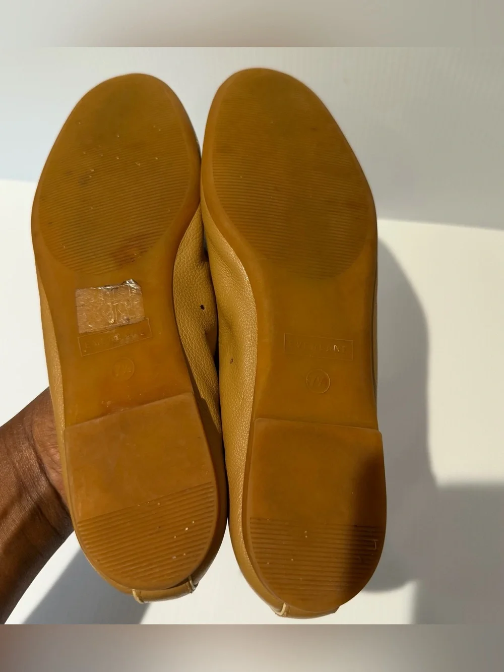 Everlane The Day Glove Narrow Fit Women’s Tan Leather Slip-On Ballet Flats